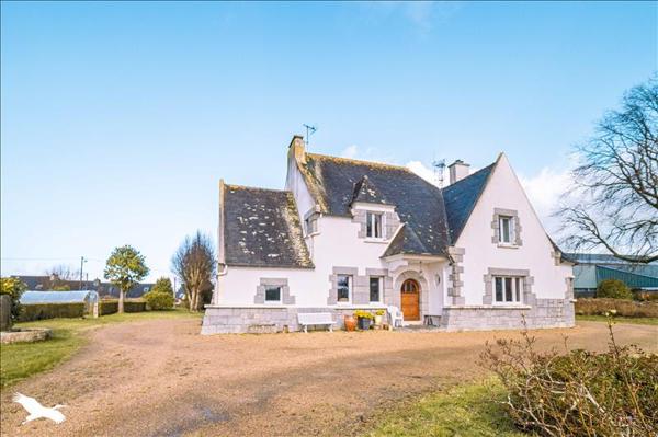 Maison à vendre |  Plouigneau |  8 pièces | 190 m²