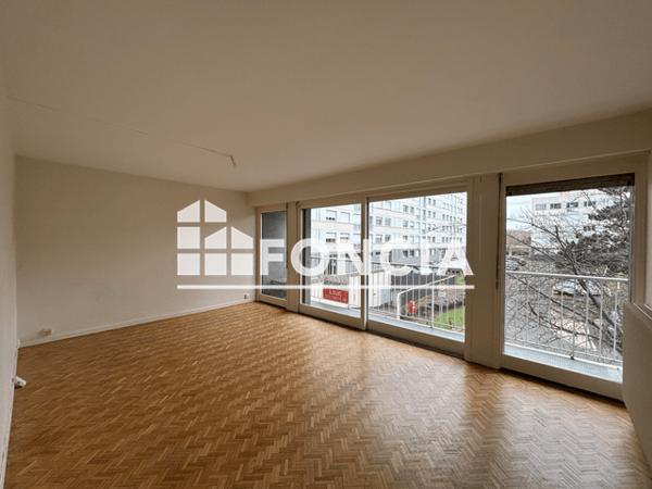 Location Appartement 2 pièces 55.13 m² - 231 AVENUE DE GRAMMONT Tours 37000