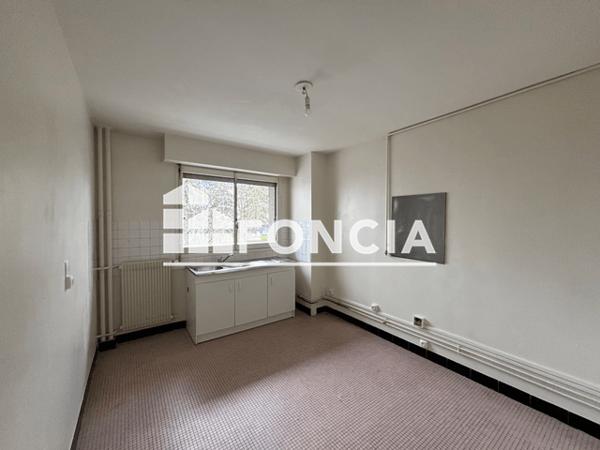 Location Appartement 2 pièces 55.13 m² - 231 AVENUE DE GRAMMONT Tours 37000
