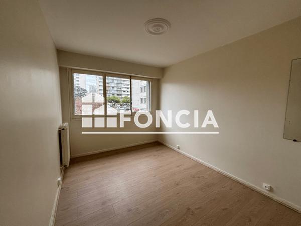 Location Appartement 2 pièces 55.13 m² - 231 AVENUE DE GRAMMONT Tours 37000