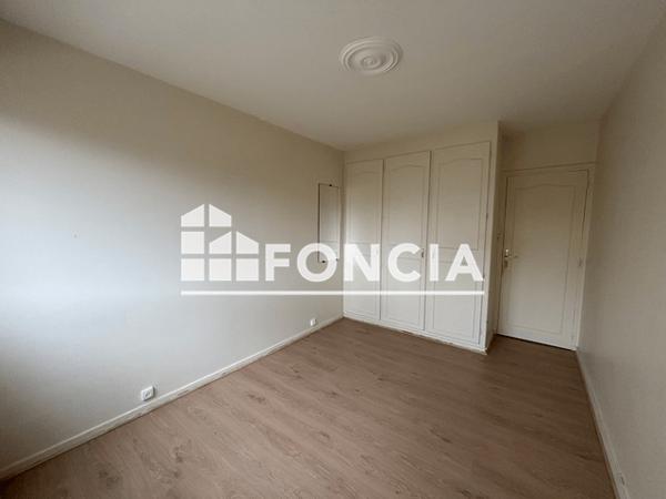 Location Appartement 2 pièces 55.13 m² - 231 AVENUE DE GRAMMONT Tours 37000