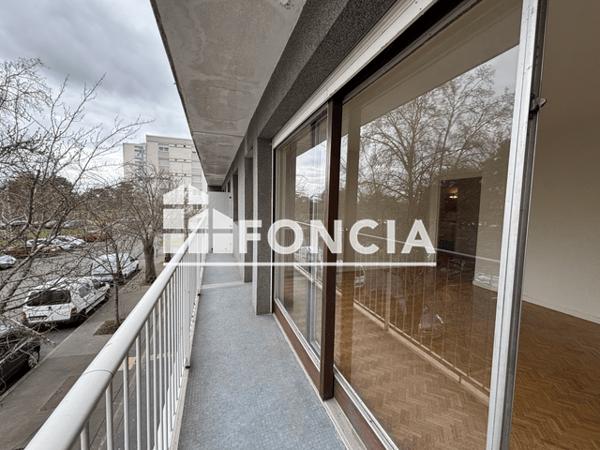 Location Appartement 2 pièces 55.13 m² - 231 AVENUE DE GRAMMONT Tours 37000