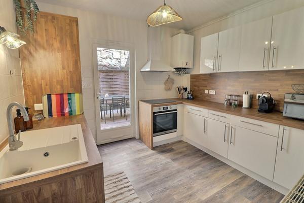 Appartement Figeac 3 pièce(s) 80 m2