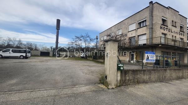 Immeuble mixte de 900 m²