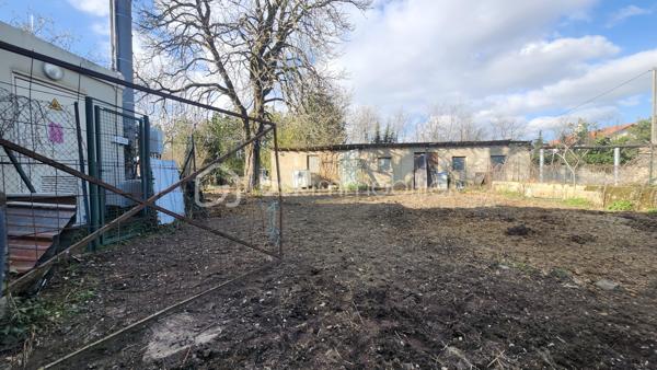 Immeuble mixte de 900 m²