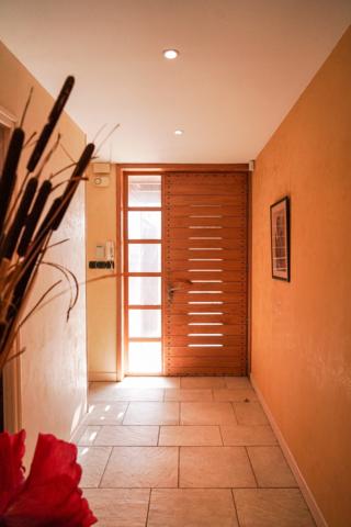 Maison à vendre 8 pièces proche de VONNAS (01)