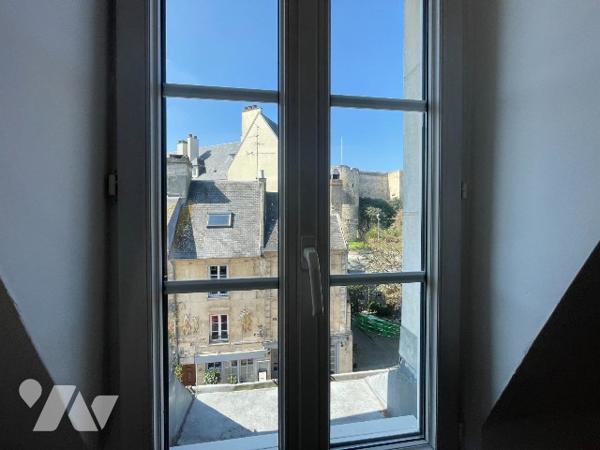 CAEN CENTRE ANCIEN APPARTEMENT 6 PIECES