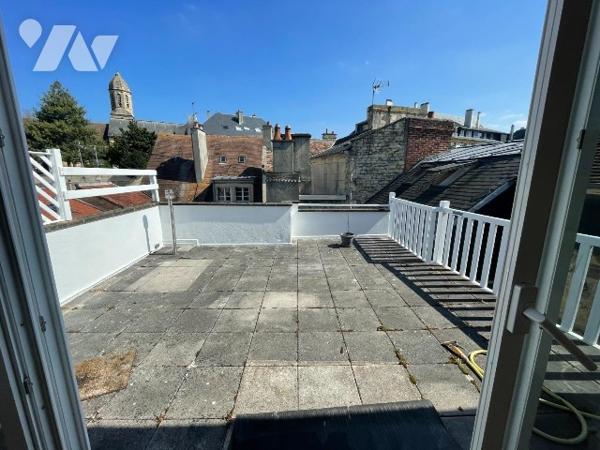 CAEN CENTRE ANCIEN APPARTEMENT 6 PIECES