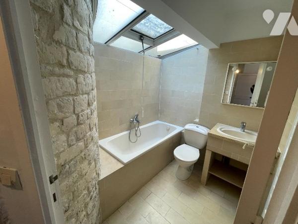 CAEN CENTRE ANCIEN APPARTEMENT 6 PIECES