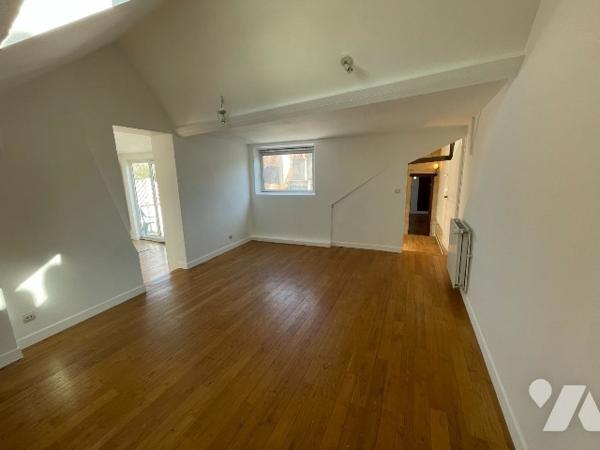 CAEN CENTRE ANCIEN APPARTEMENT 6 PIECES