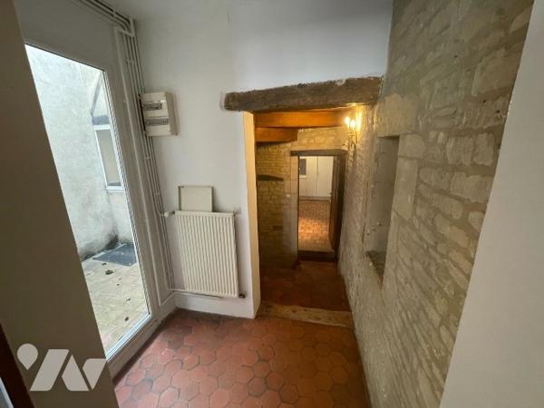 CAEN CENTRE ANCIEN APPARTEMENT 6 PIECES