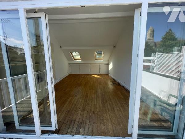 CAEN CENTRE ANCIEN APPARTEMENT 6 PIECES