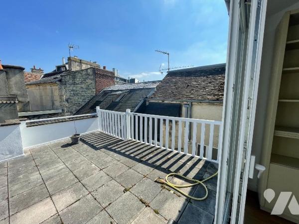CAEN CENTRE ANCIEN APPARTEMENT 6 PIECES