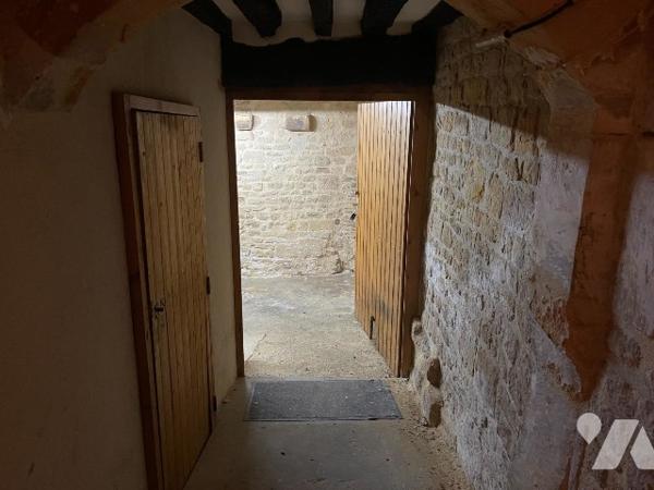 CAEN CENTRE ANCIEN APPARTEMENT 6 PIECES