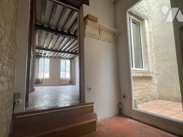 CAEN CENTRE ANCIEN APPARTEMENT 6 PIECES