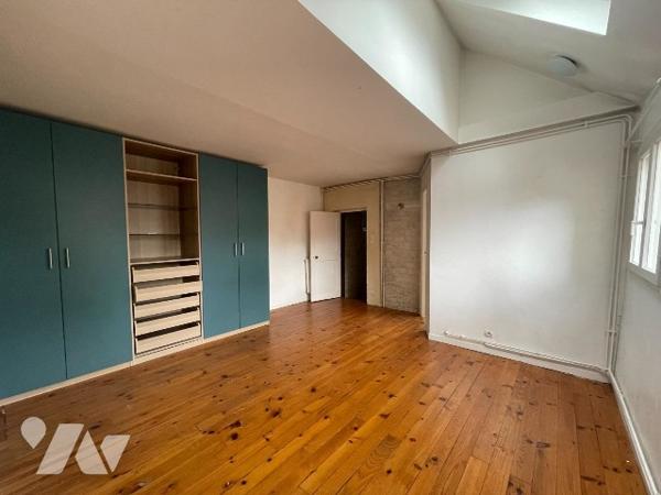 CAEN CENTRE ANCIEN APPARTEMENT 6 PIECES