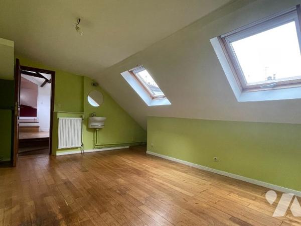 CAEN CENTRE ANCIEN APPARTEMENT 6 PIECES