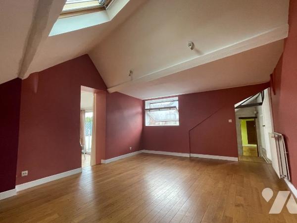 CAEN CENTRE ANCIEN APPARTEMENT 6 PIECES