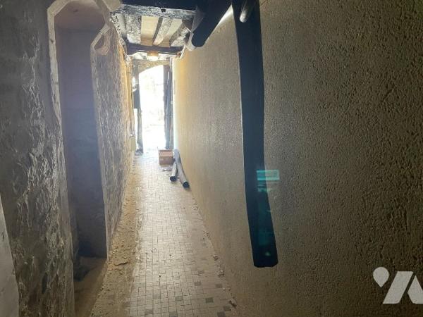 CAEN CENTRE ANCIEN APPARTEMENT 6 PIECES