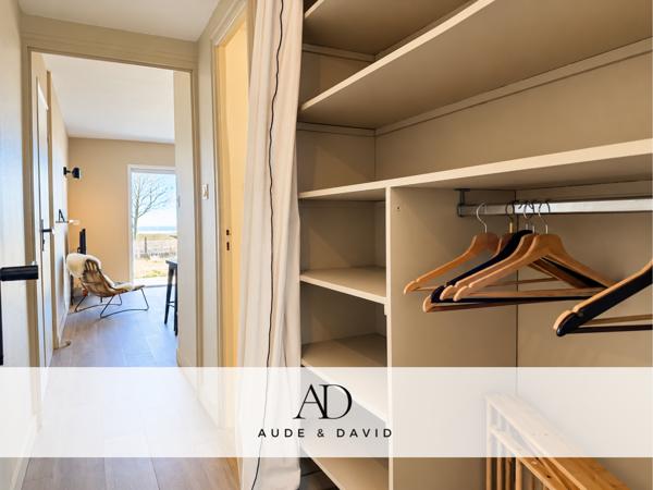 Appartement
         2 pièces
        - 36 m² 160 500 € *