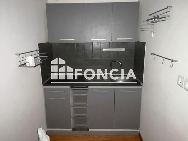 Location Studio 31.66 m² - 34 RUE BASSE Lille 59000