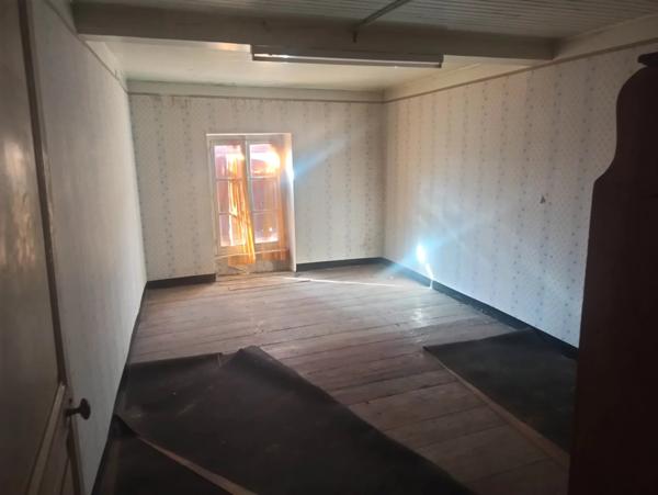 Immobilier Cournon-d’Auvergne (63800) – Maison de village 137m2 – 125 000 €