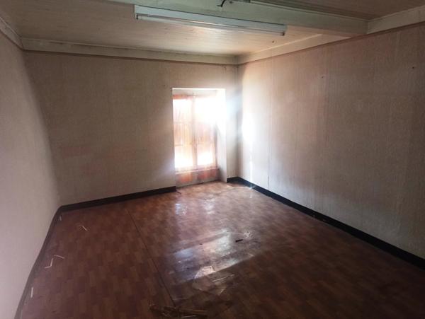 Immobilier Cournon-d’Auvergne (63800) – Maison de village 137m2 – 125 000 €