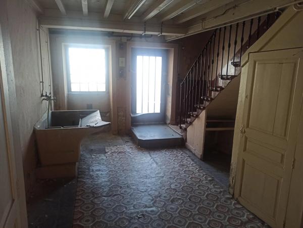 Immobilier Cournon-d’Auvergne (63800) – Maison de village 137m2 – 125 000 €