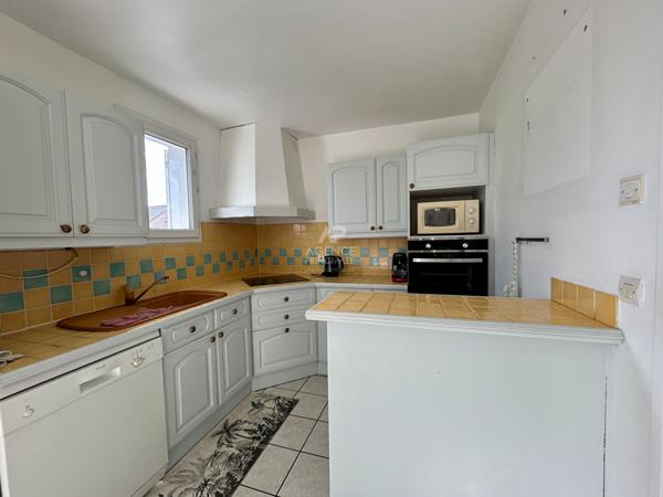 Maison Carrieres Sous Poissy 5 pièce(s) 105 m2 €389 000 ** - Référence 8891