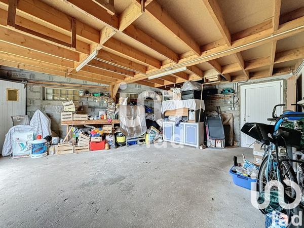 Maison 6 pièces de 125 m² à LE BONO (56400)