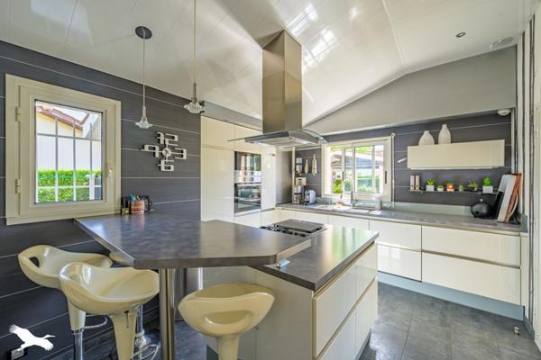 Maison 760 000 € Gujan-Mestras 4 p 150 m² DPE C
