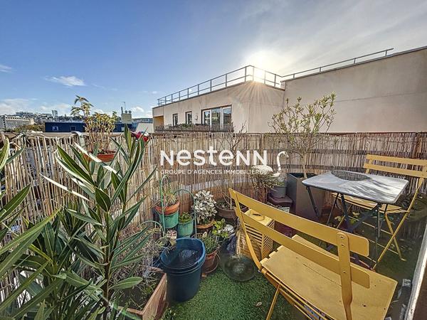 ISSY LES MOULINEAUX - ILE SAINT GERMAIN - Vente Appartement 5 pièces traversant au dernier étage avec balcons