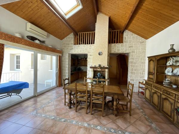 MAISON PROCHE CENTRE 195 M² AVEC GARAGE