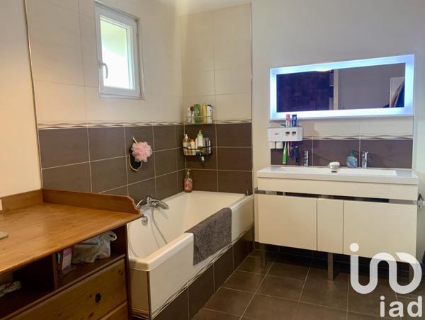 Maison 7 pièces de 118 m² à Passy (89510)