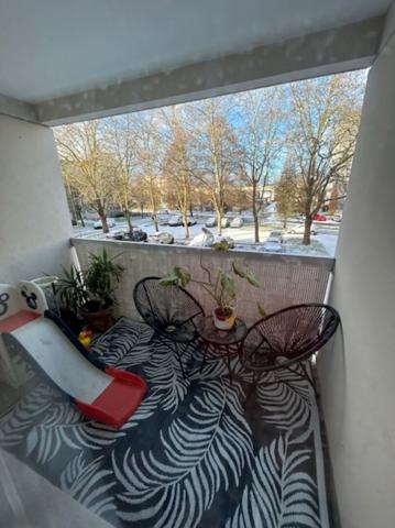 Appartement Mont Saint Aignan - proche commerces - proches ecoles - proches université - idéale colocation - idéale premier achat - 2 chambres - parking facile - Balcon- sans vis à vis -lumineux - refait à neuf