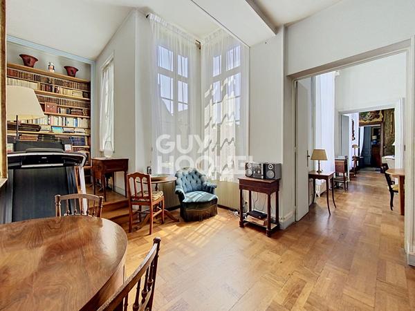 Maison Caen 15 pièce(s) 431 m2