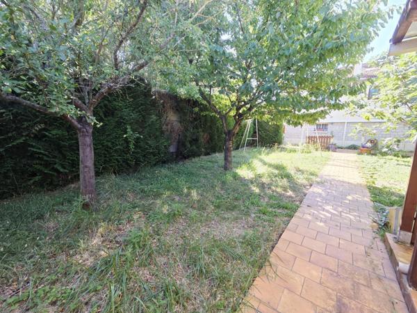 Maison 2 chambres sous sol jardin