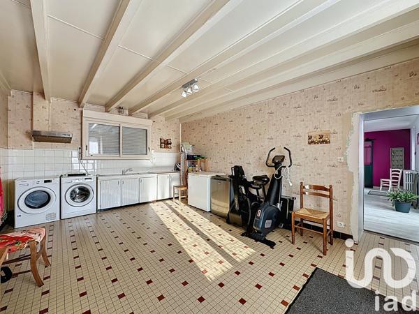 Maison à vendre 6 pièces 230 m² Saint-Varent