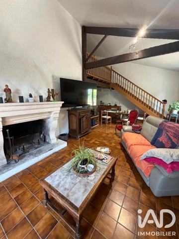 Maison à vendre 7 pièces 130 m² Barbezieux-Saint-Hilaire