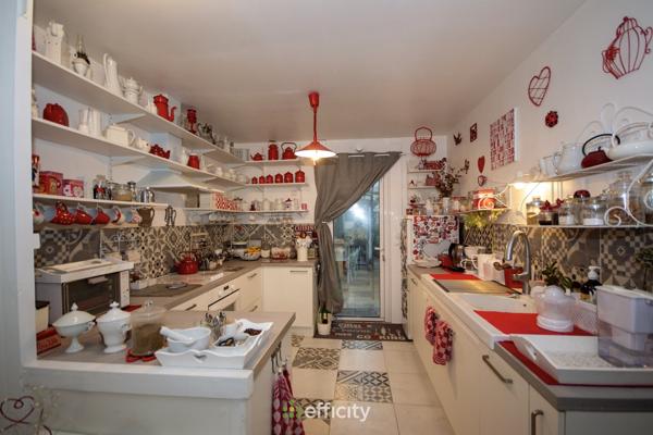 Maison 6 pièces - 180 m² Exclusivité efficity