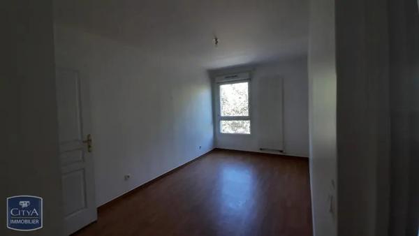 Appartement à louer 4 pièces 88.67m² Bourg-en-Bresse (01000)