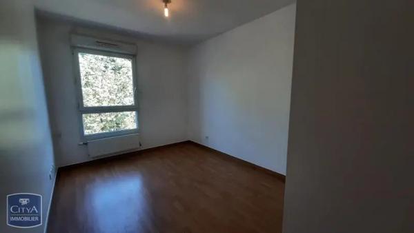 Appartement à louer 4 pièces 88.67m² Bourg-en-Bresse (01000)