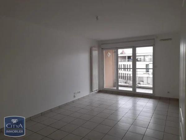 Appartement à louer 4 pièces 88.67m² Bourg-en-Bresse (01000)