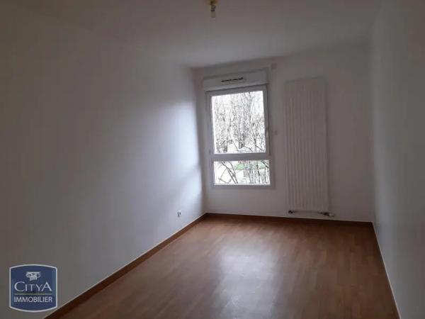 Appartement à louer 4 pièces 88.67m² Bourg-en-Bresse (01000)