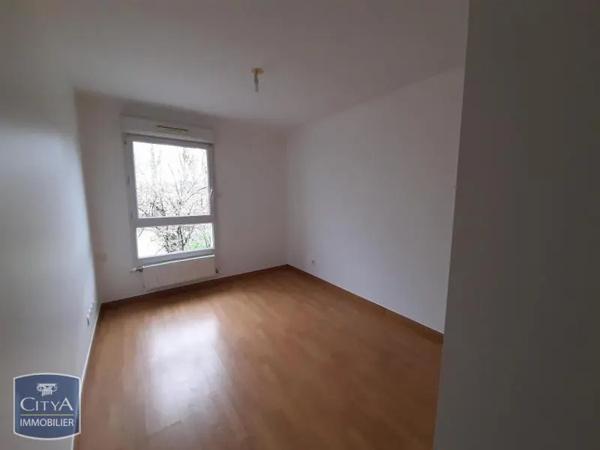 Appartement à louer 4 pièces 88.67m² Bourg-en-Bresse (01000)