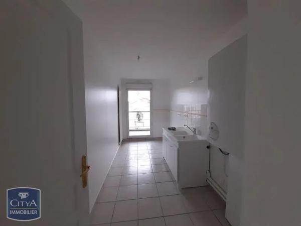 Appartement à louer 4 pièces 88.67m² Bourg-en-Bresse (01000)