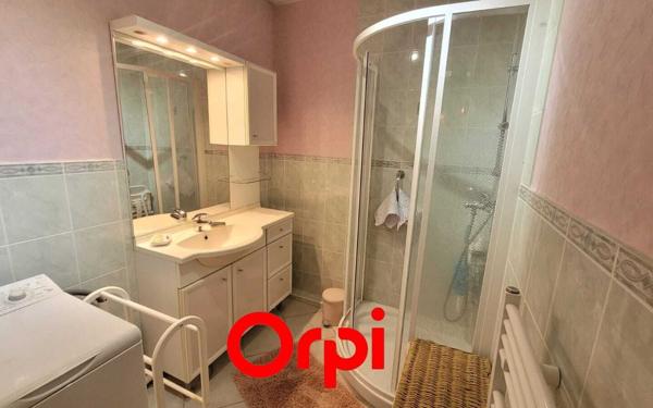 Appartement à vendre    3 pièces • 69,58 m2 Beaurepaire