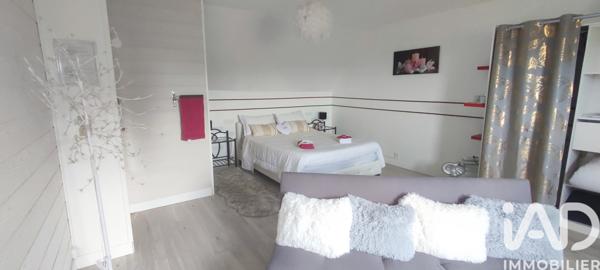 Maison à vendre 6 pièces 160 m² Bazouges-la-Pérouse