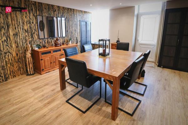 Maison Sevremoine 7 pièce(s) 232 m2