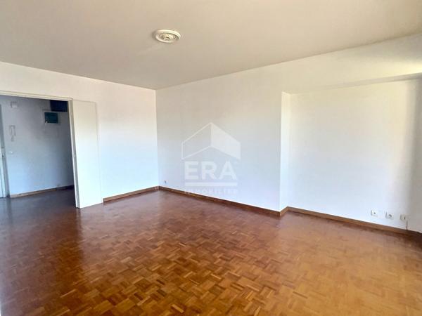 A vendre appartement de type 3 avec terrasse à Marseille 13008 Le Grand Pavois